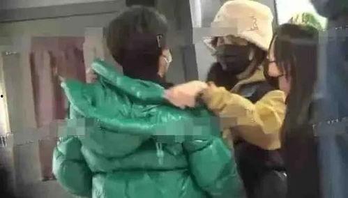 情侣新瓜最新爆料,甜蜜瞬间与甜蜜危机，揭秘他们的爱情真相  第3张