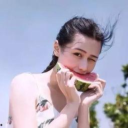 网红吃瓜头像女的是谁啊,她是谁？  第3张
